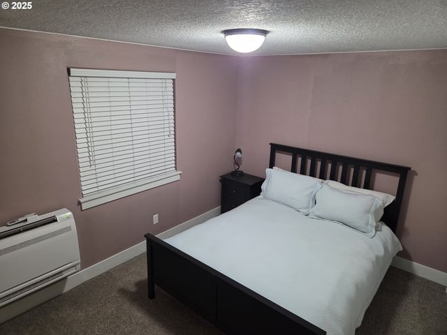 601 W 1ST St, Newberg, OR 97132