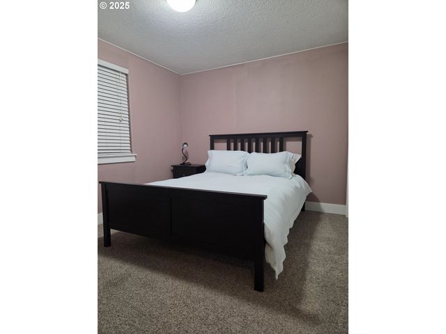 601 W 1ST St, Newberg, OR 97132