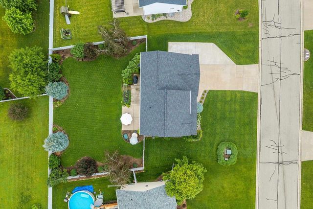 2088 W HIGGINS, De Pere, WI 54115