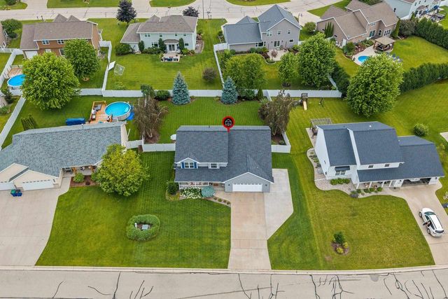 2088 W HIGGINS, De Pere, WI 54115