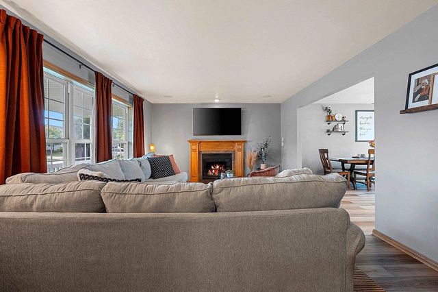 2088 W HIGGINS, De Pere, WI 54115