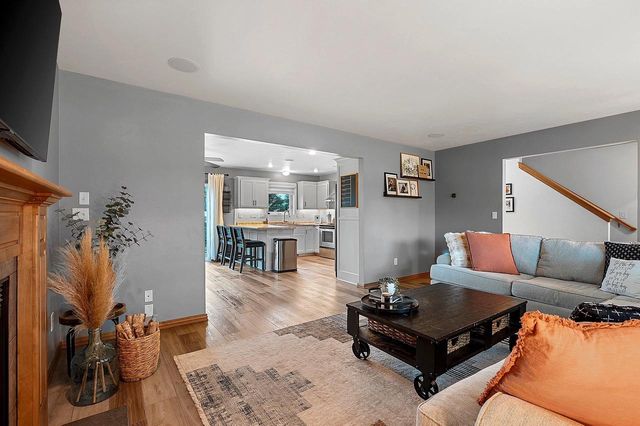 2088 W HIGGINS, De Pere, WI 54115