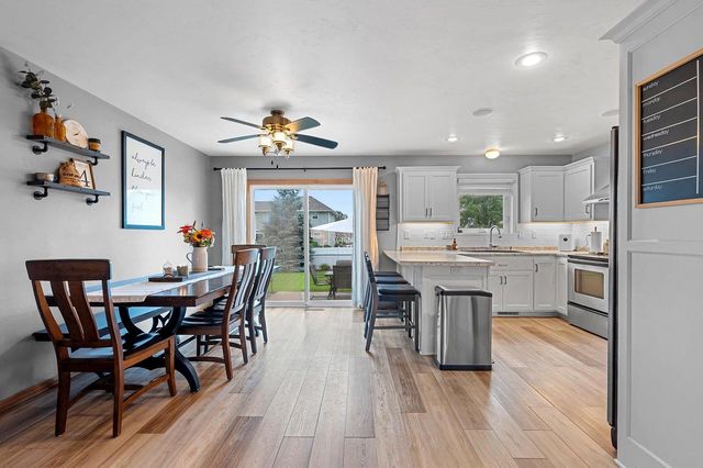 2088 W HIGGINS, De Pere, WI 54115