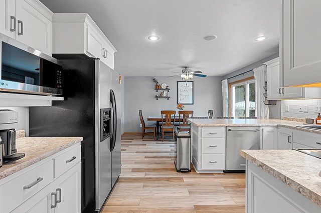 2088 W HIGGINS, De Pere, WI 54115
