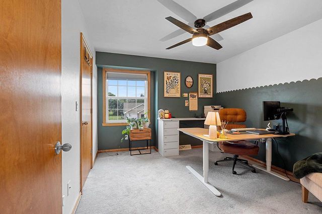 2088 W HIGGINS, De Pere, WI 54115