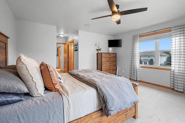 2088 W HIGGINS, De Pere, WI 54115