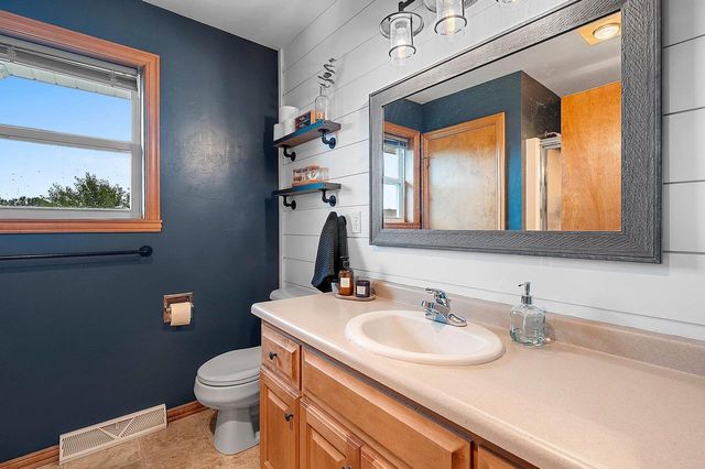2088 W HIGGINS, De Pere, WI 54115