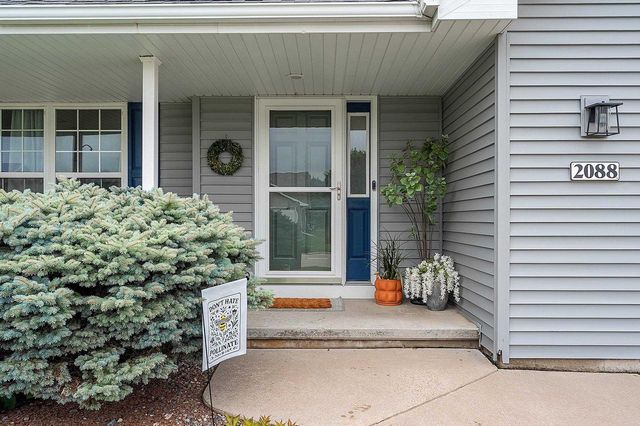 2088 W HIGGINS, De Pere, WI 54115