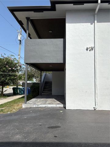 10120 W Fern Street, Miami, FL 33157