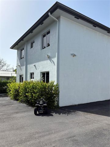 10120 W Fern Street, Miami, FL 33157