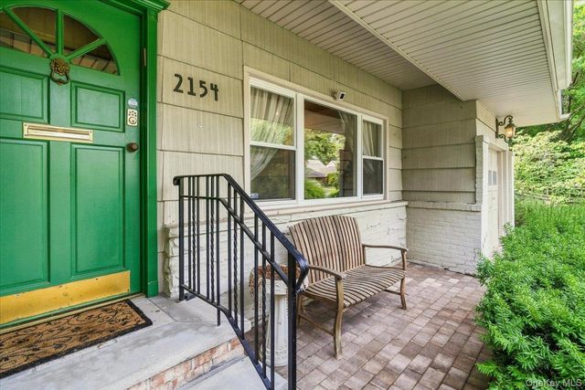 2154 Marion Avenue, Merrick, NY 11566