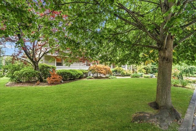 2154 Marion Avenue, Merrick, NY 11566
