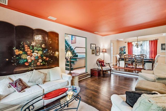 2154 Marion Avenue, Merrick, NY 11566
