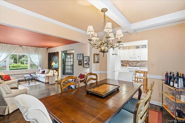 2154 Marion Avenue, Merrick, NY 11566