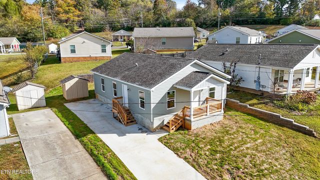 966 Anniversary Lane, Knoxville, TN 37914