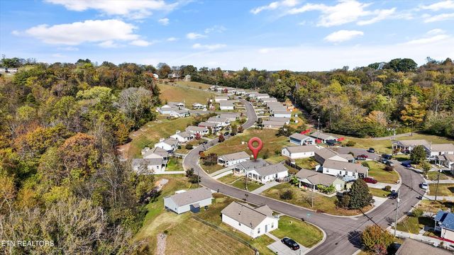 966 Anniversary Lane, Knoxville, TN 37914