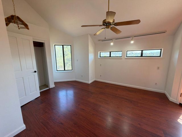 8384 Woodman Ln, Newcastle, CA 95658