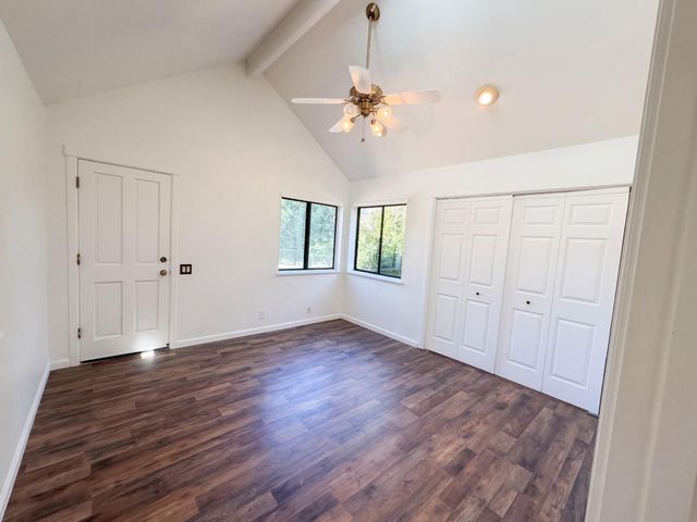 8384 Woodman Ln, Newcastle, CA 95658