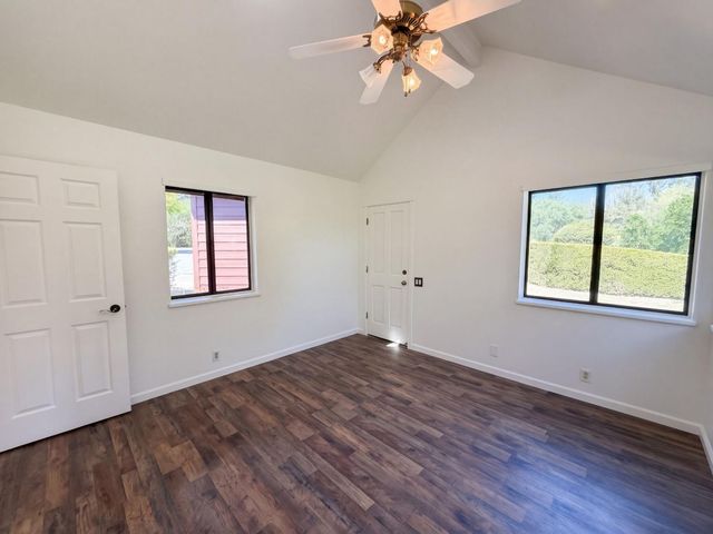 8384 Woodman Ln, Newcastle, CA 95658