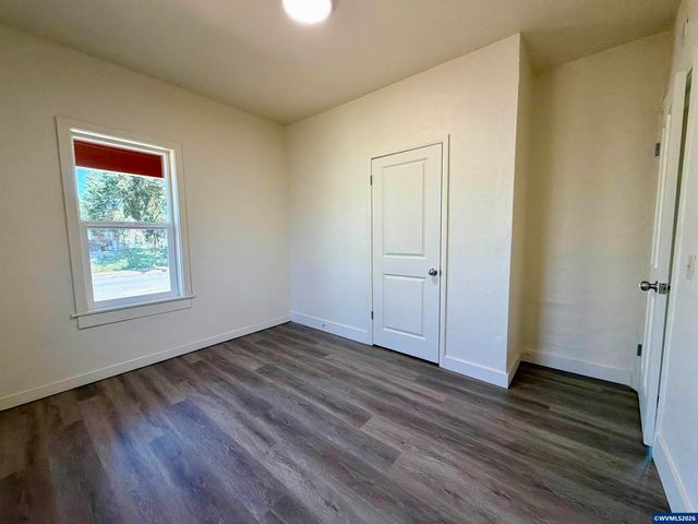 1396 Waller St SE, Salem, OR 97302