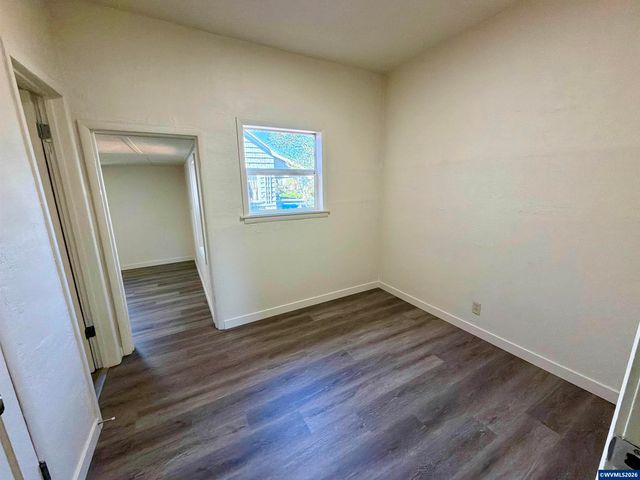 1396 Waller St SE, Salem, OR 97302