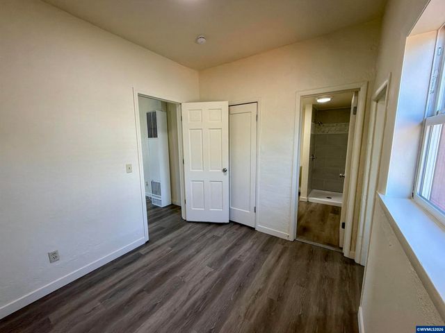 1396 Waller St SE, Salem, OR 97302