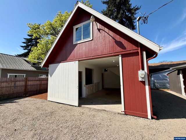 1396 Waller St SE, Salem, OR 97302