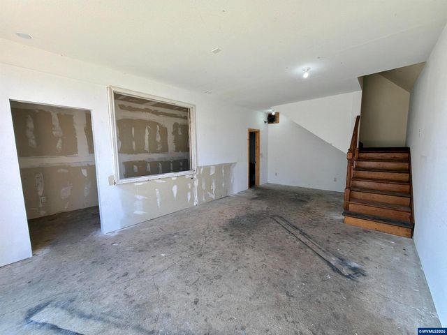 1396 Waller St SE, Salem, OR 97302