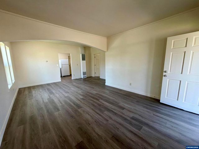 1396 Waller St SE, Salem, OR 97302