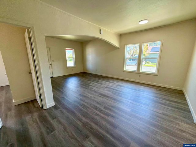 1396 Waller St SE, Salem, OR 97302