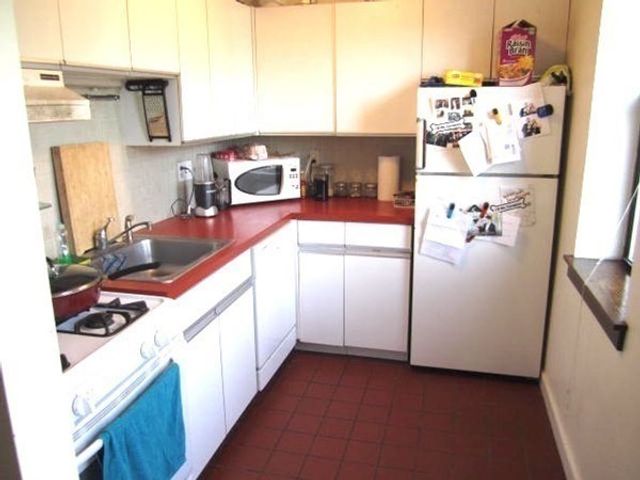 100 Riverway 5, Boston, MA 02215