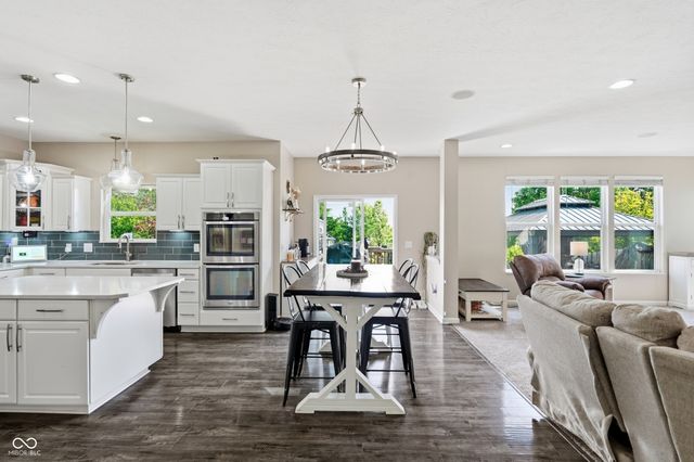 10769 Glenwyck Place, Noblesville, IN 46060