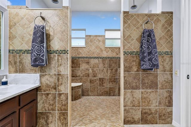 10207 DEERCLIFF DRIVE, Tampa, FL 33647