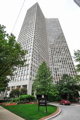 2626 N Lakeview Avenue 2810, Chicago, IL 60614