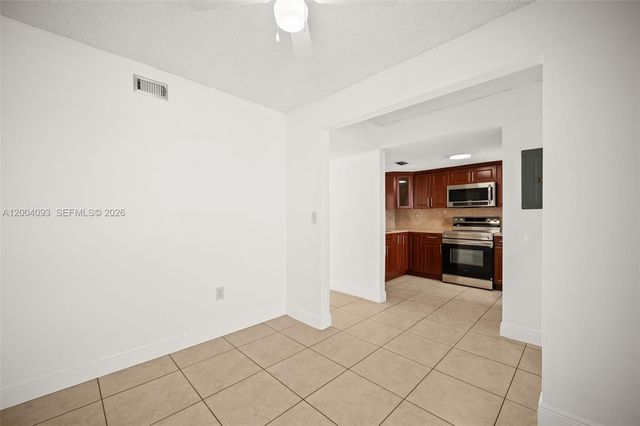 9915 W Okeechobee Rd 2-403, Hialeah Gardens, FL 33016