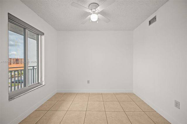 9915 W Okeechobee Rd 2-403, Hialeah Gardens, FL 33016