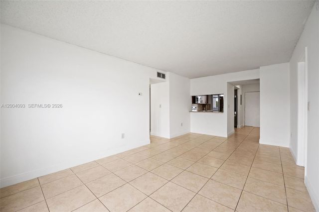9915 W Okeechobee Rd 2-403, Hialeah Gardens, FL 33016
