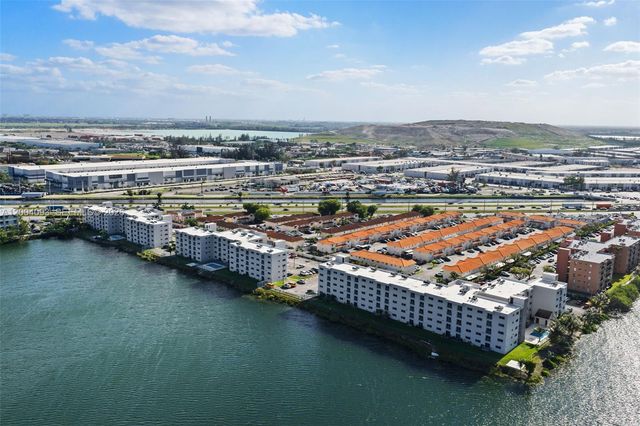 9915 W Okeechobee Rd 2-403, Hialeah Gardens, FL 33016