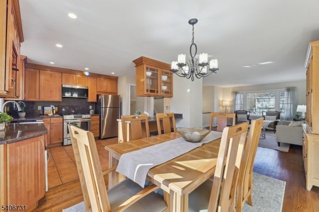 34 Ascot Way, Summit City, NJ 07901