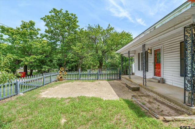 22229 State Highway 64, Canton, TX 75103