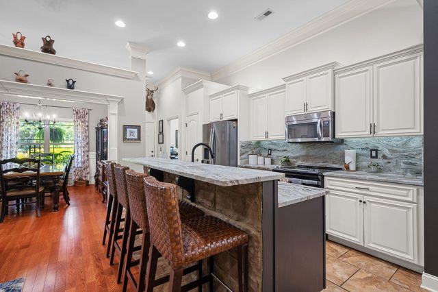 8879 Mckenzie Farm Drive, Ooltewah, TN 37363
