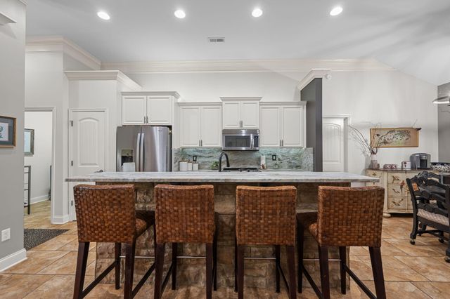 8879 Mckenzie Farm Drive, Ooltewah, TN 37363