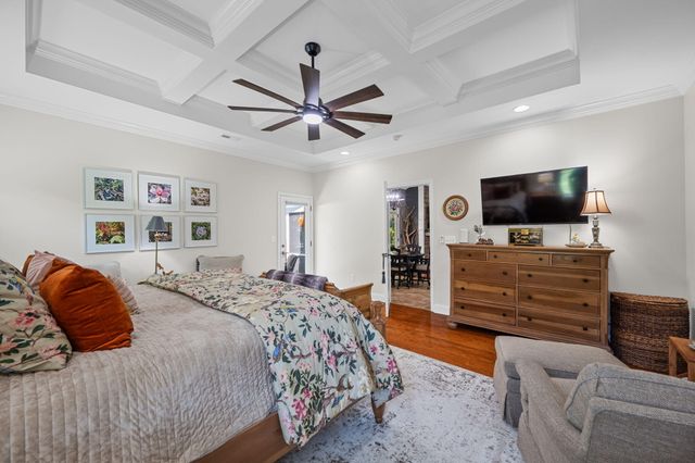 8879 Mckenzie Farm Drive, Ooltewah, TN 37363