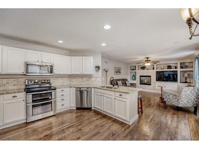 6086 S Ukraine St, Aurora, CO 80015