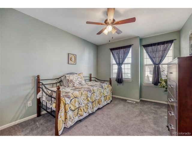 6086 S Ukraine St, Aurora, CO 80015