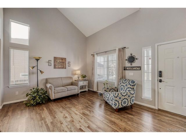 6086 S Ukraine St, Aurora, CO 80015