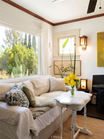 6205 Vidette, Los Angeles, CA 90042