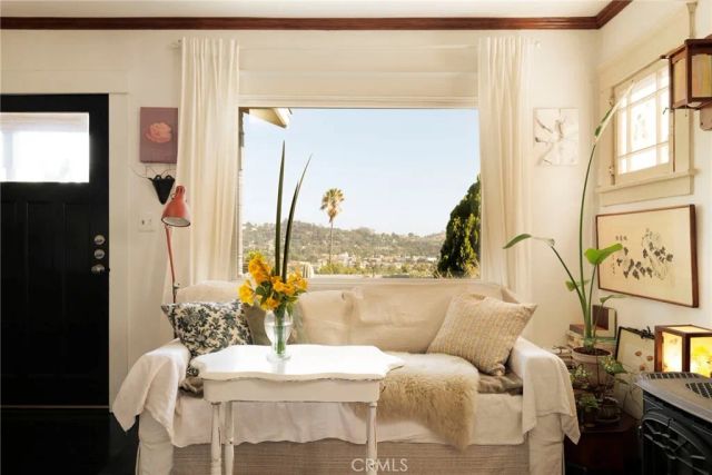 6205 Vidette, Los Angeles, CA 90042