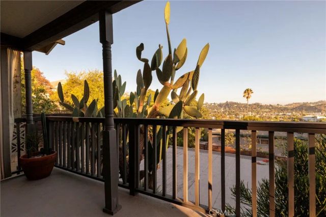 6205 Vidette, Los Angeles, CA 90042