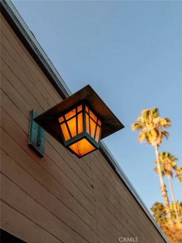 6205 Vidette, Los Angeles, CA 90042